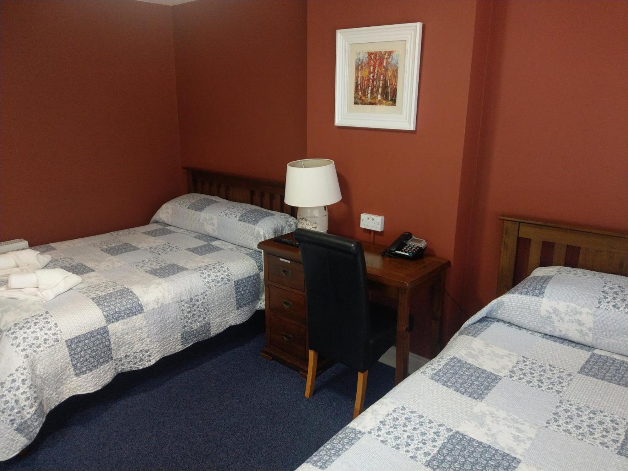 Ash Grove House Bed & Breakfast Голуей Екстериор снимка